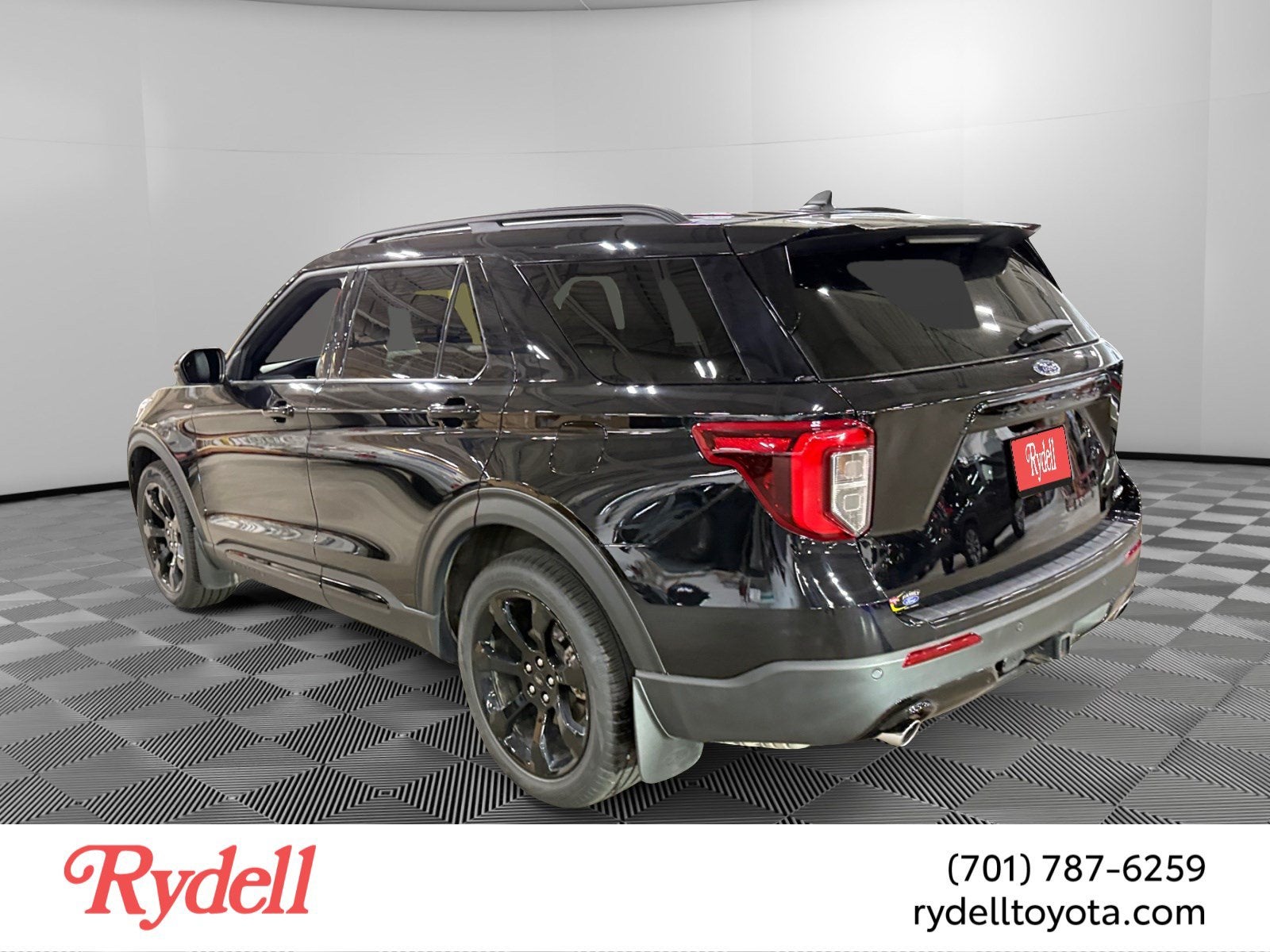 2024 Ford Explorer ST-Line