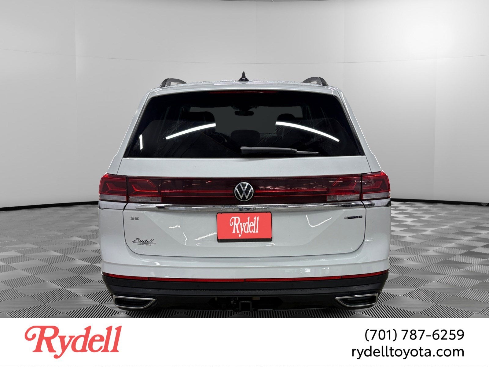 2025 Volkswagen Atlas 2.0T SE w/Technology