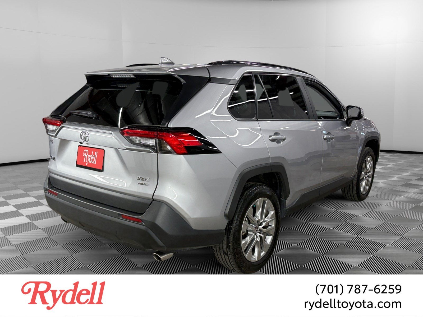 2025 Toyota RAV4 XLE Premium