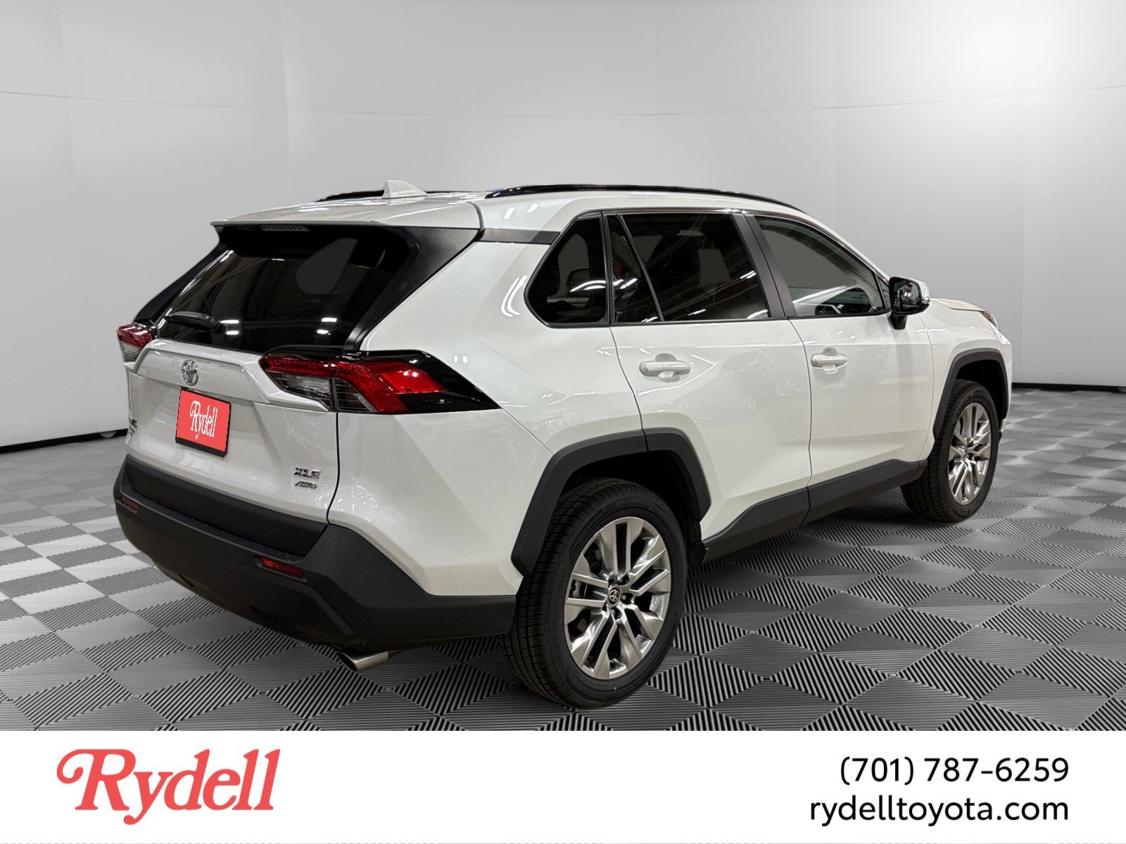 2025 Toyota RAV4 XLE Premium