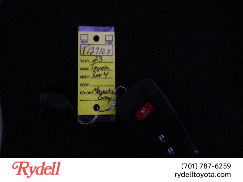 2023 Toyota RAV4 XLE