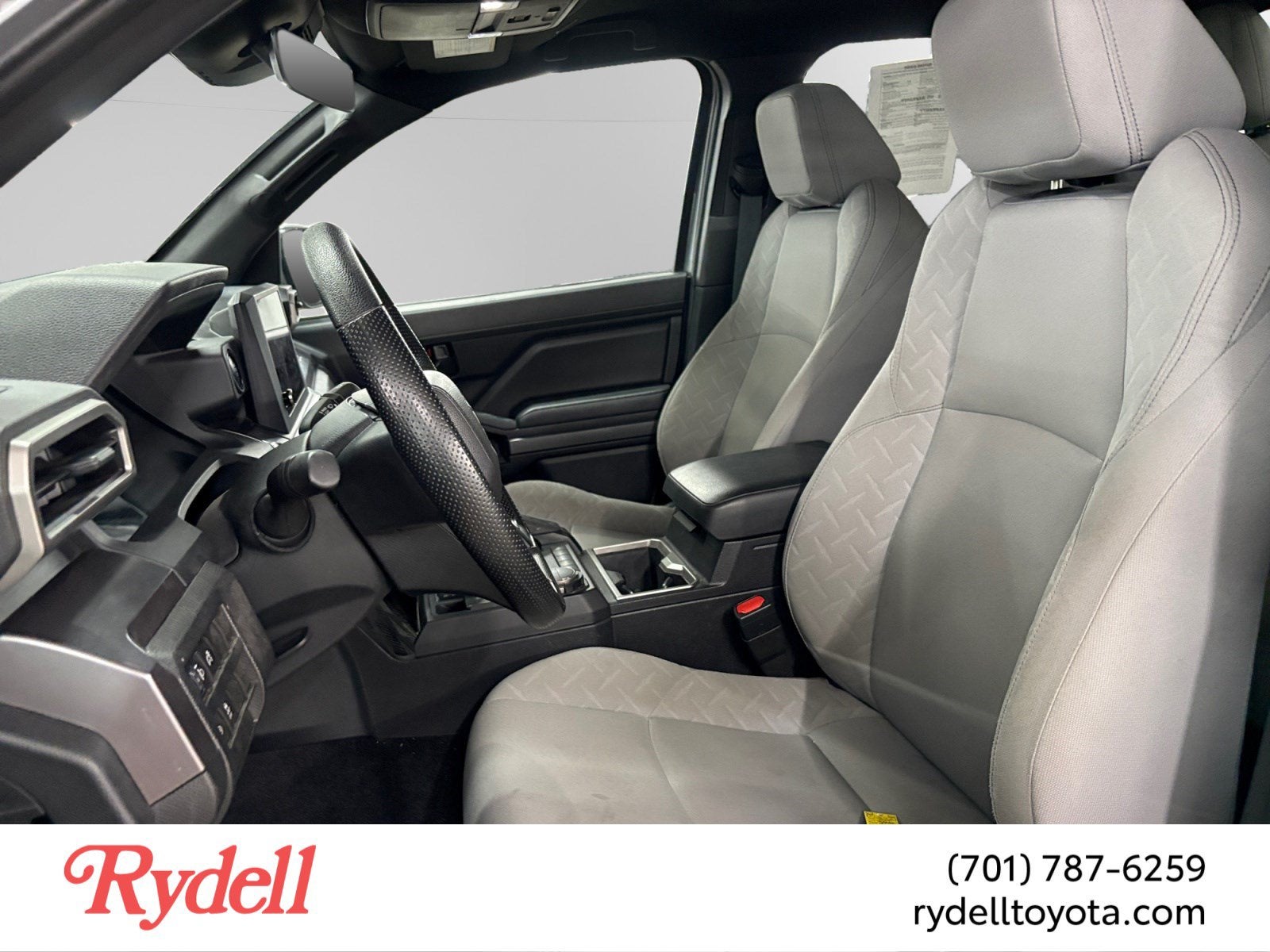 2025 Toyota Tacoma 4WD SR5