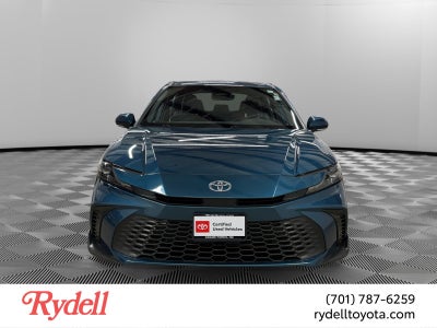2025 Toyota Camry SE Hyb