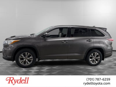 2016 Toyota Highlander LE