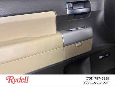 2008 Toyota Sequoia SR5