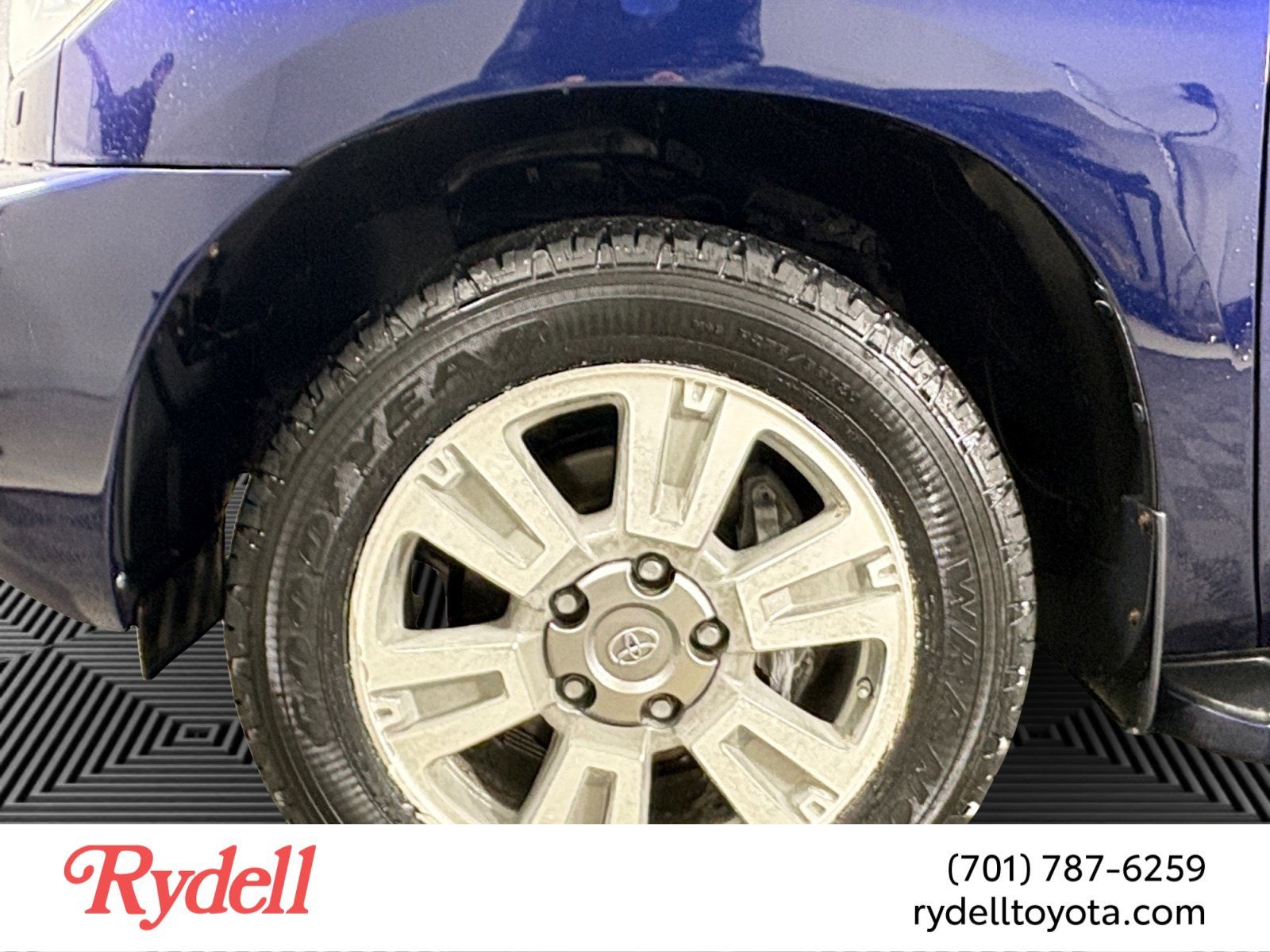 2008 Toyota Sequoia SR5