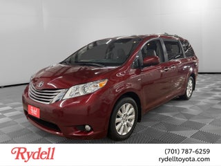 2017 Toyota Sienna XLE