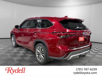 2021 Toyota Highlander Hybrid Platinum