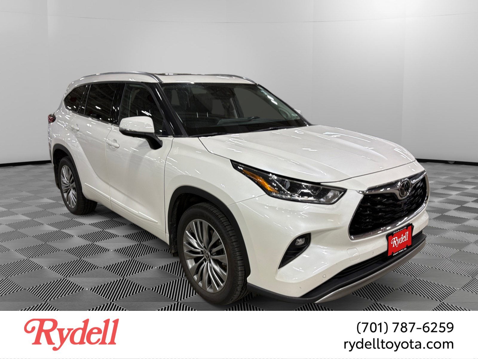 2021 Toyota Highlander Platinum