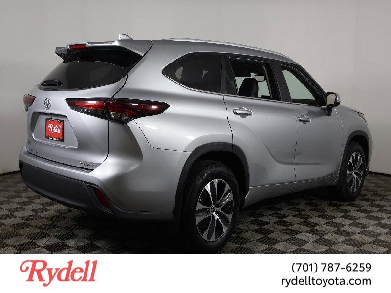 2024 Toyota Highlander XLE