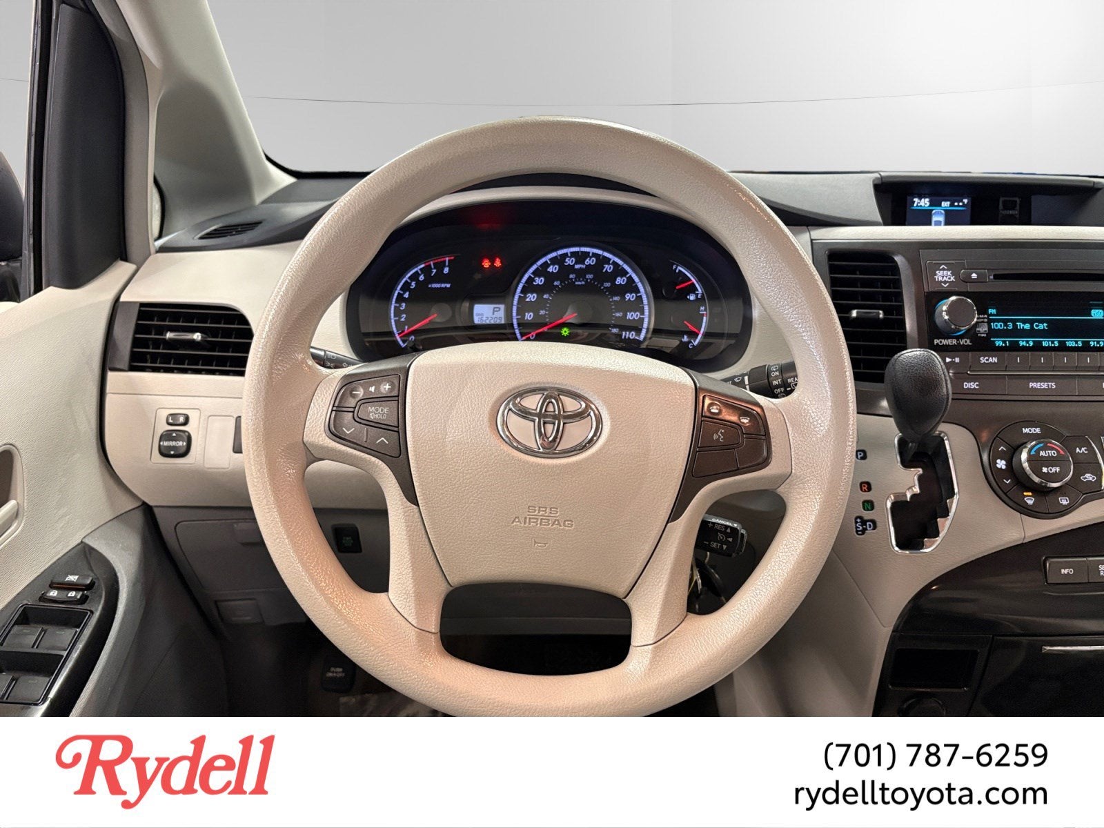 2013 Toyota Sienna LE