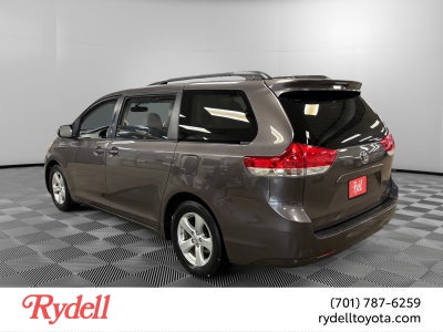 2013 Toyota Sienna LE