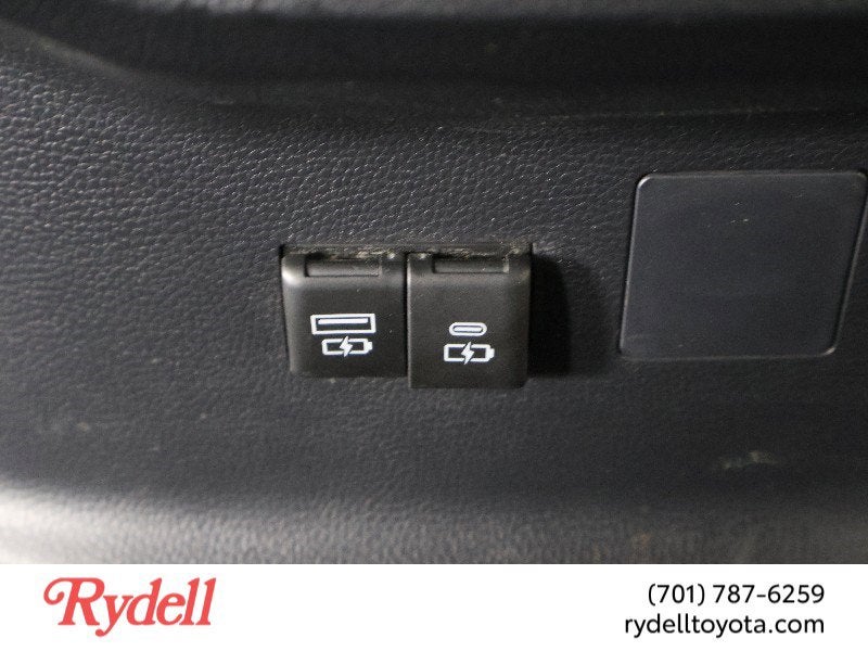 2024 Toyota Tundra 4WD SR5