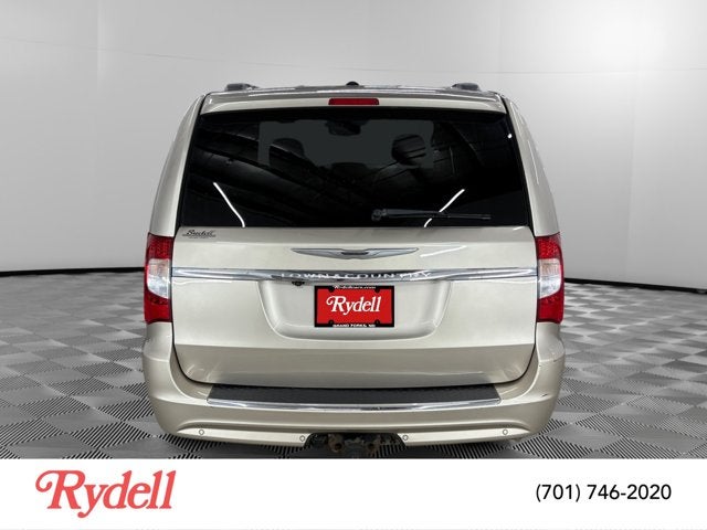2013 Chrysler Town & Country Touring-L