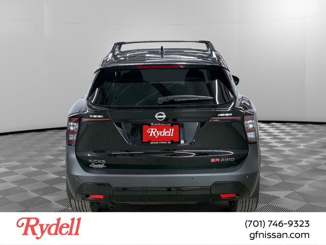2026 Nissan Kicks SR