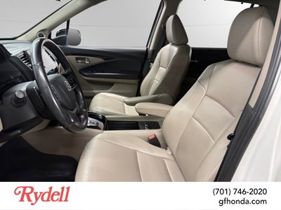 2019 Honda Pilot Touring 8-Passenger