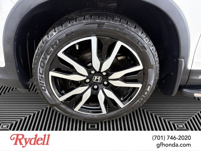 2019 Honda Pilot Touring 8-Passenger