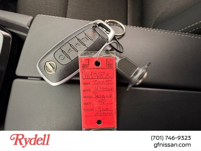 2025 Nissan Rogue SV