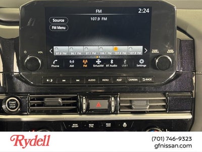 2024 Nissan Pathfinder SL