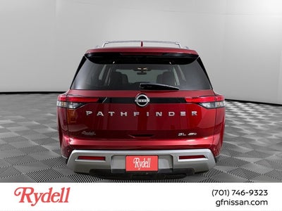 2024 Nissan Pathfinder SL