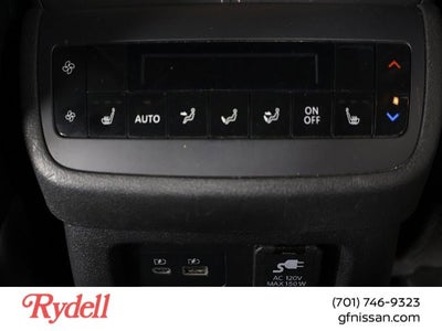 2023 Nissan Pathfinder Platinum