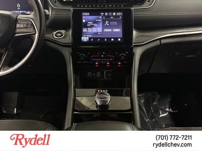 2022 Jeep Grand Cherokee L Altitude