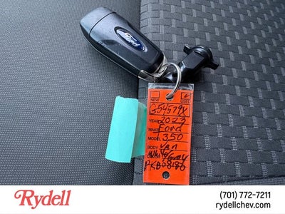 2023 Ford Transit Passenger Wagon XLT