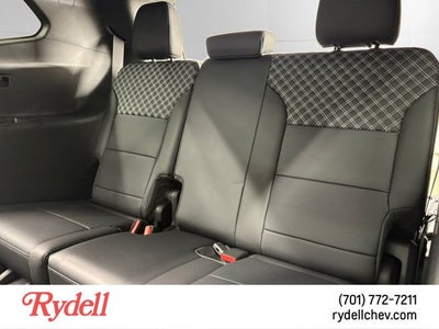 2026 GMC Acadia AWD Denali