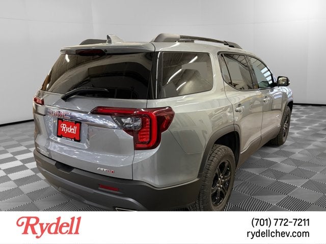 2023 GMC Acadia AT4