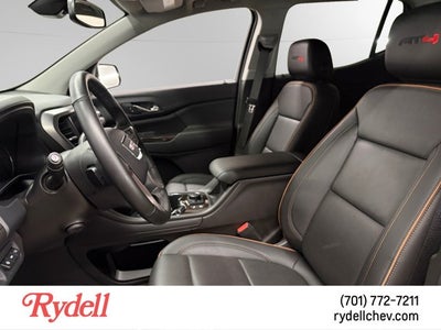 2023 GMC Acadia AT4