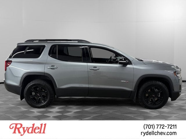 2023 GMC Acadia AT4