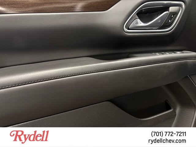 2023 GMC Yukon XL SLE