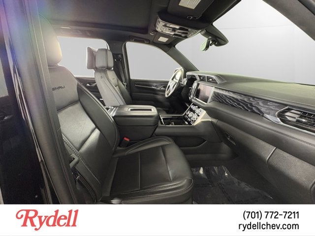 2022 GMC Yukon XL Denali