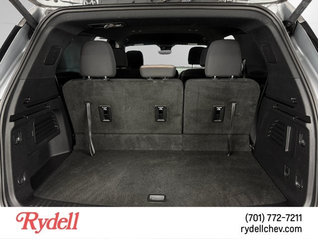 2026 Chevrolet Traverse AWD LT