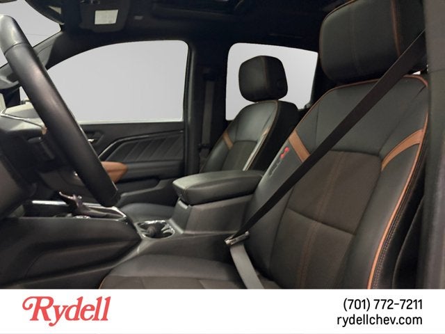 2023 GMC Canyon 4WD AT4