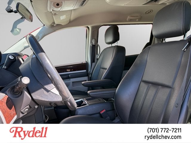 2010 Chrysler Town & Country Touring Plus