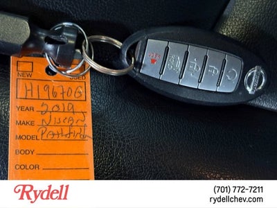 2019 Nissan Pathfinder SL